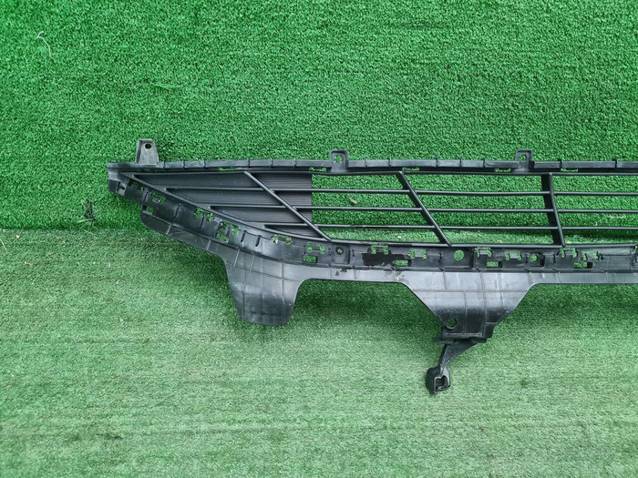 Решетка переднего бампера Hyundai Tucson 4 (20-нв)