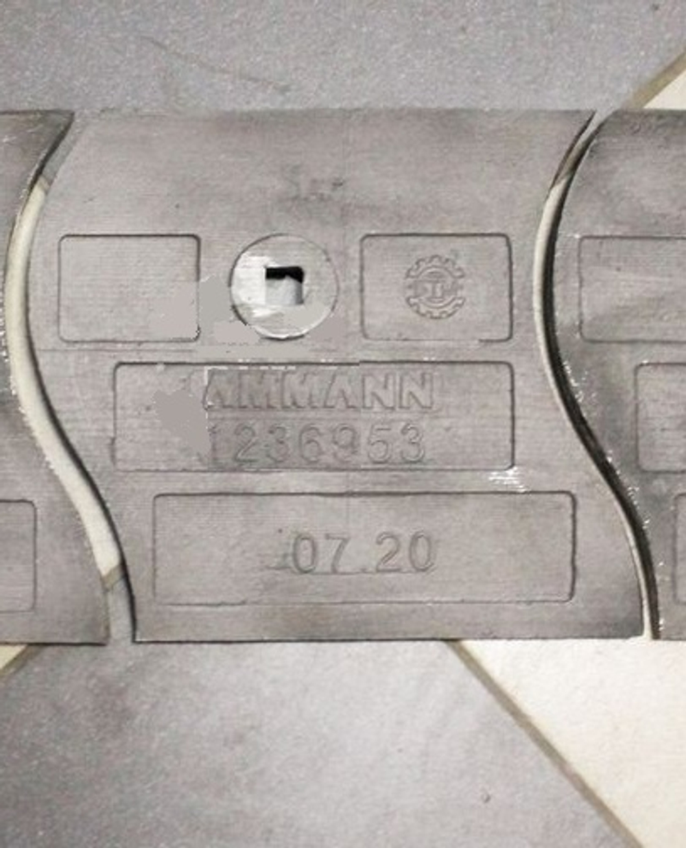 Бронелист средний Ammann (1236953)