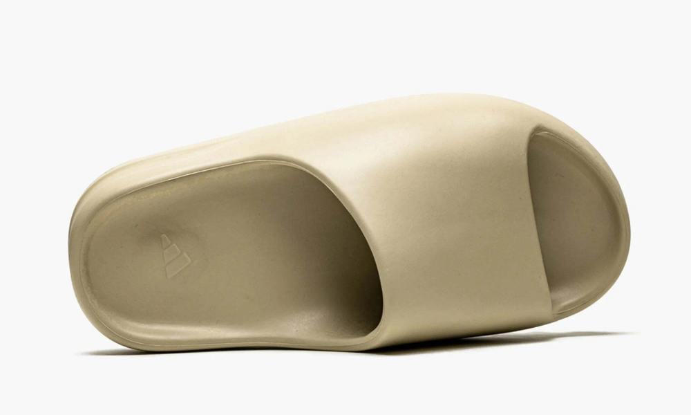 Yeezy Slide "Pure"