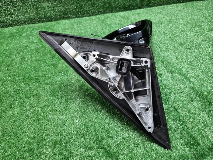 Зеркало правое BMW X5 G05 (2018-н.в.) 5 контактов