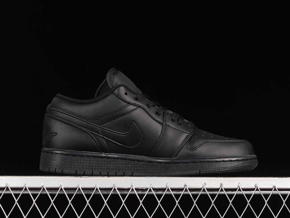 Aj1 triple black cheap