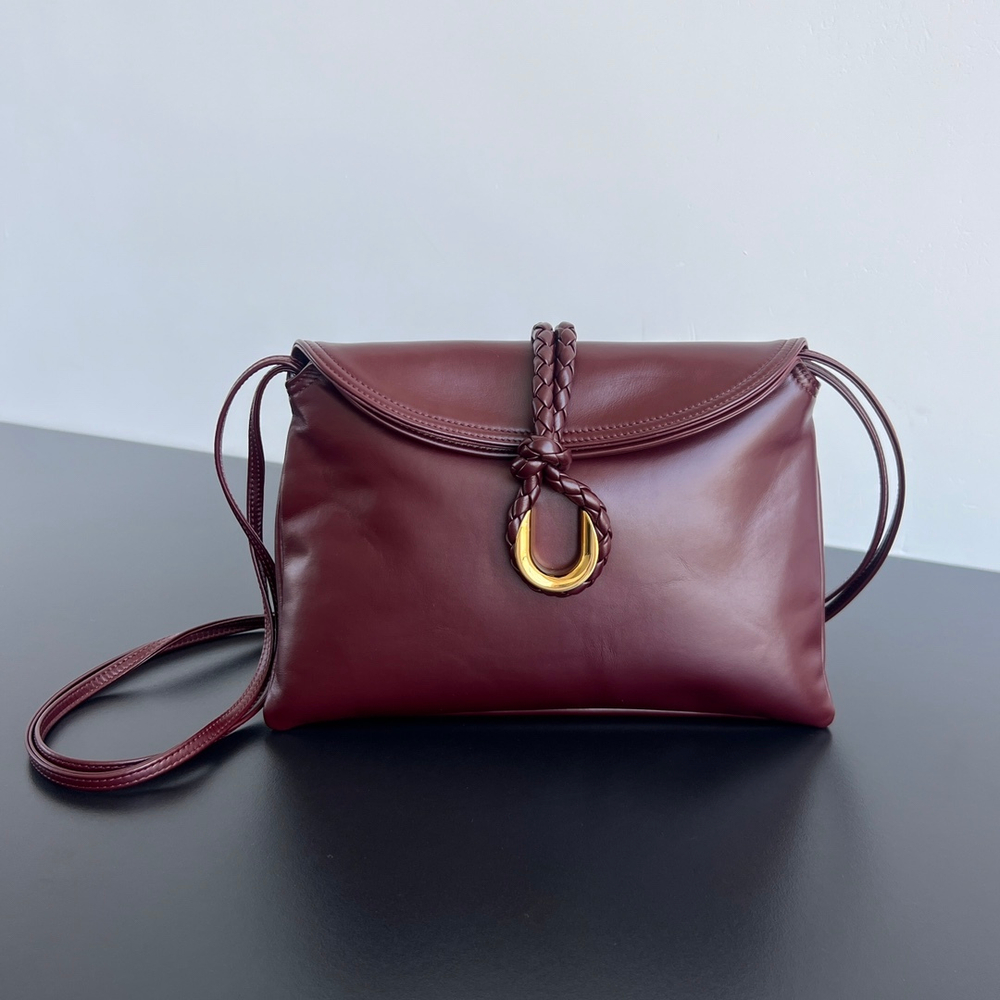 Bottega Veneta Medium Liberta 30 cm