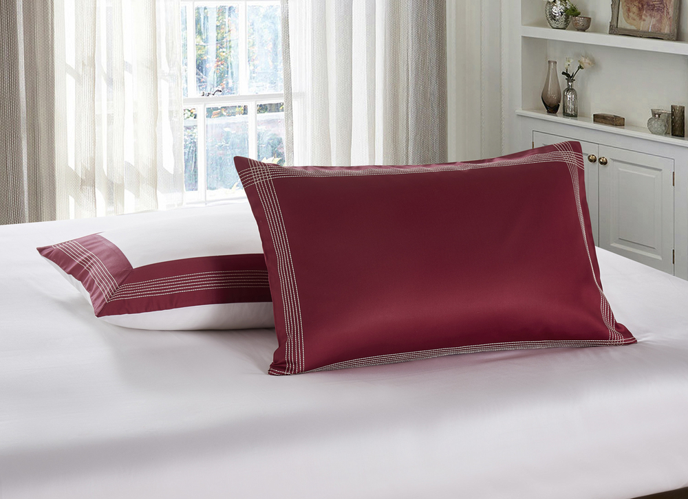 Наволочка 50x75 Sharmes Merrow stich бордовая S1705P50-5