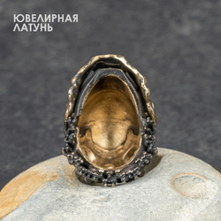 Бусина «Хищник» из латуни