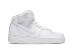 Кроссовки Nike Air Force 1 07 (Женская размерная сетка)