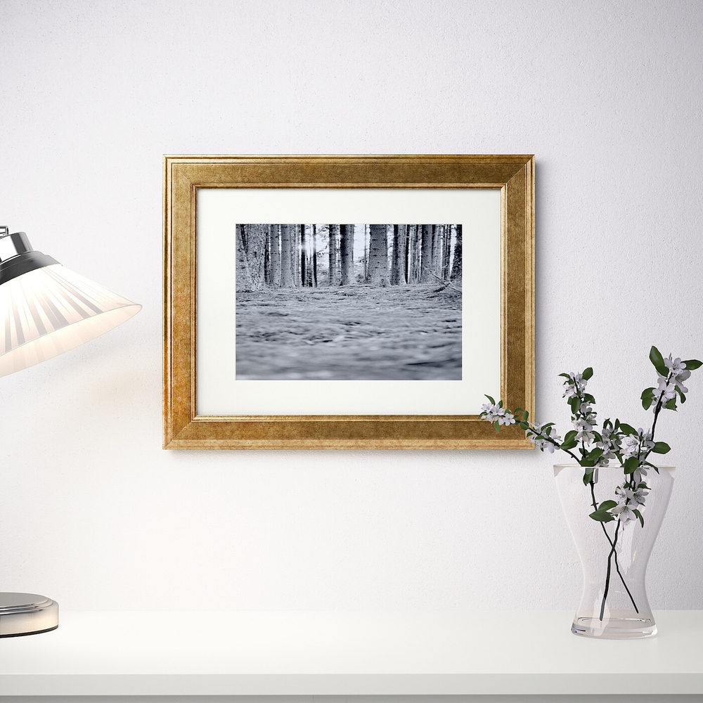 IKEA VIRSERUM  (ИКЕА ВИРСЕРУМ)  -  Рамка, цвет золота, 30x40 см