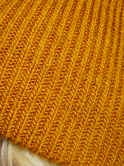 Шапка вязаная "Fishka" Горчица