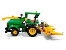 Конструктор LEGO Technic 42168 Кормоуборочный комбайн John Deere 9700