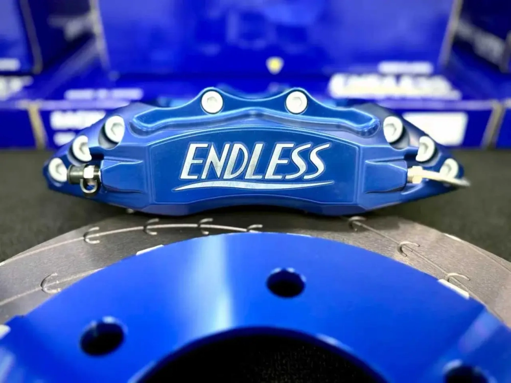 Тормозная система для заводских R18 дисков Lexus GX550 2024 Лексус тормоза колодки тормозной диск суппорт