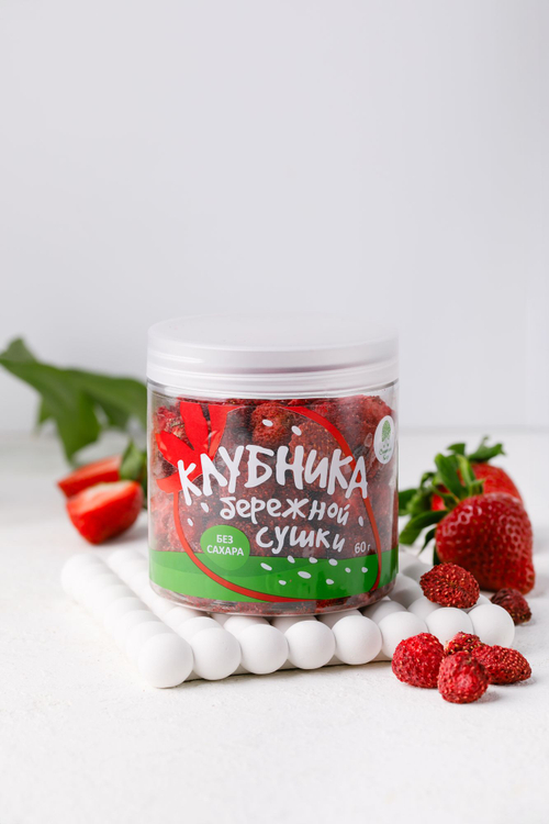 Ягоды клубники вакуумной сушки / 60 г / ТМ Сибирский кедр