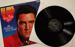Винтажная виниловая пластинка LP Elvis Presley In Love With Elvis. 18 Romantic Love Songs (Germany 1982)