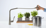 Смеситель для кухни с выдвижным изливом Hansgrohe 14884800 Metris Select, под сталь