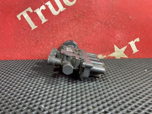 Кран уровня пола главный