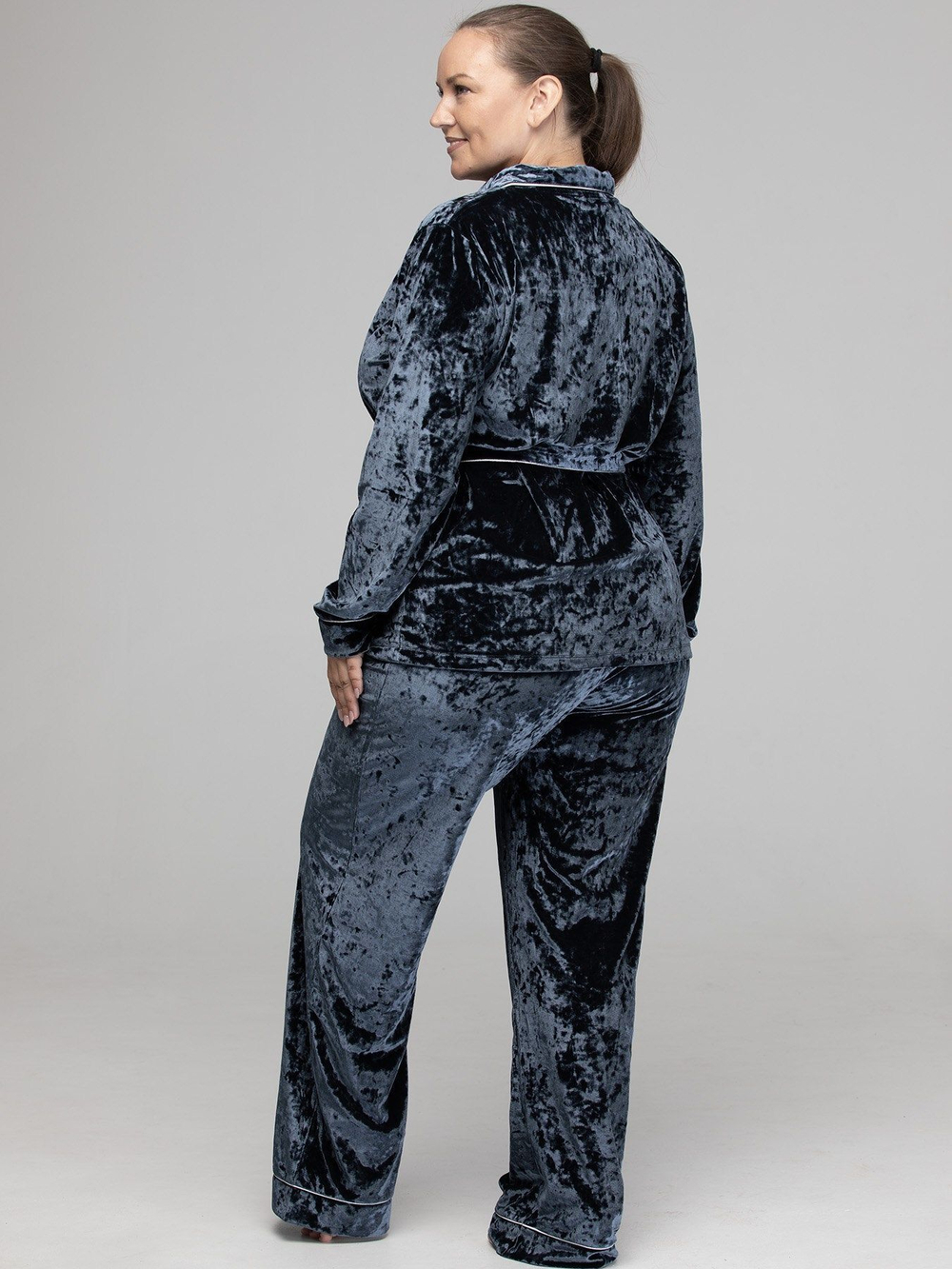 Домашний бархатный костюм (Размер: M) (Цвет: серый)