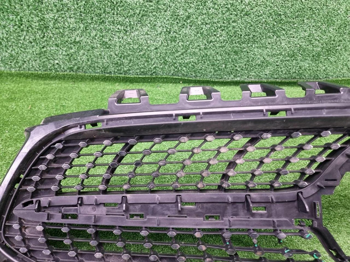 Решетка радиатора Mercedes CLA C118 (2019-2023)