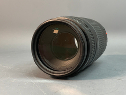 Canon EF 75-300mm 4-5.6 III царапка на передней линзе