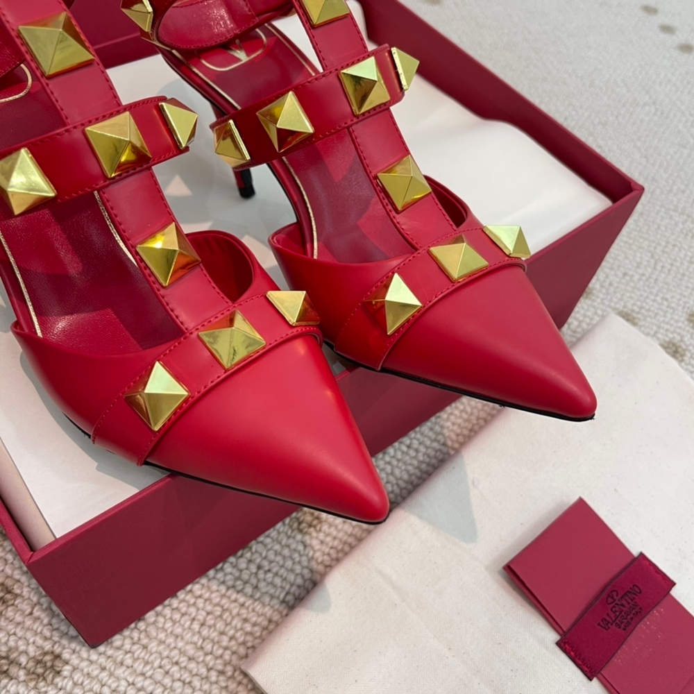 Valentino Garavani Roman Stud 8.5 cm