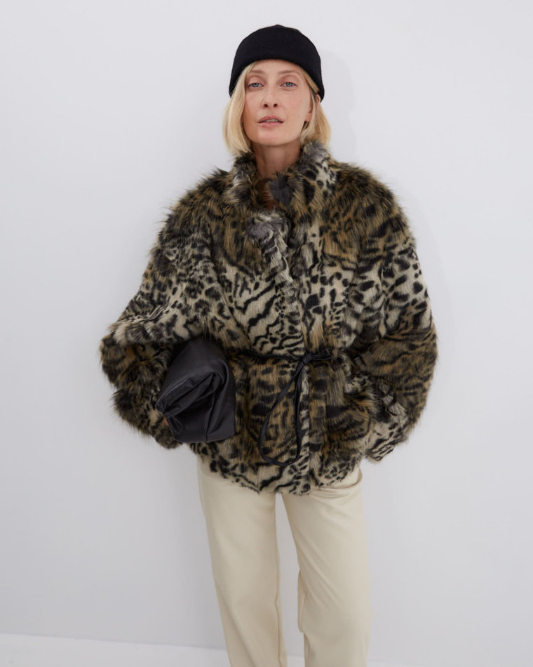 Шуба из искусственного меха Стелла Маккартни с принтом рысь