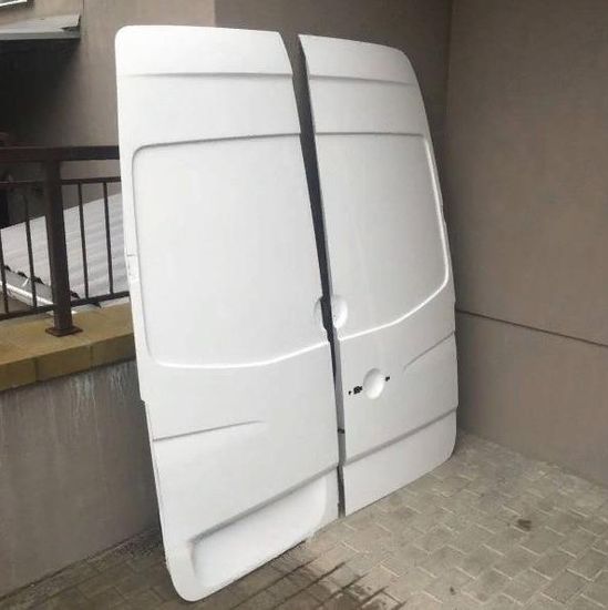 Двери задние стеклопластик для Mercedes Sprinter W906 FL