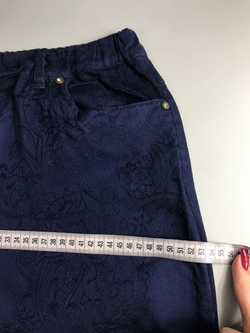 Брюки с красивыми едва заметными узорами, маркировка 46/48, визуально 52 размер