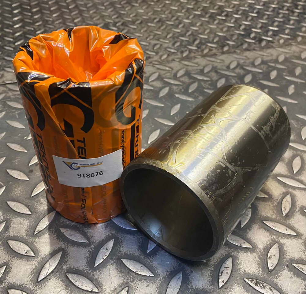 Втулка 9T-8676