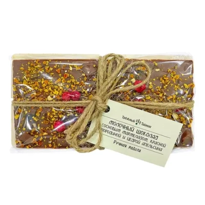 Шоколад молочный с сосновым мармеладом, красной смородиной и цедрой апельсина. 100г.