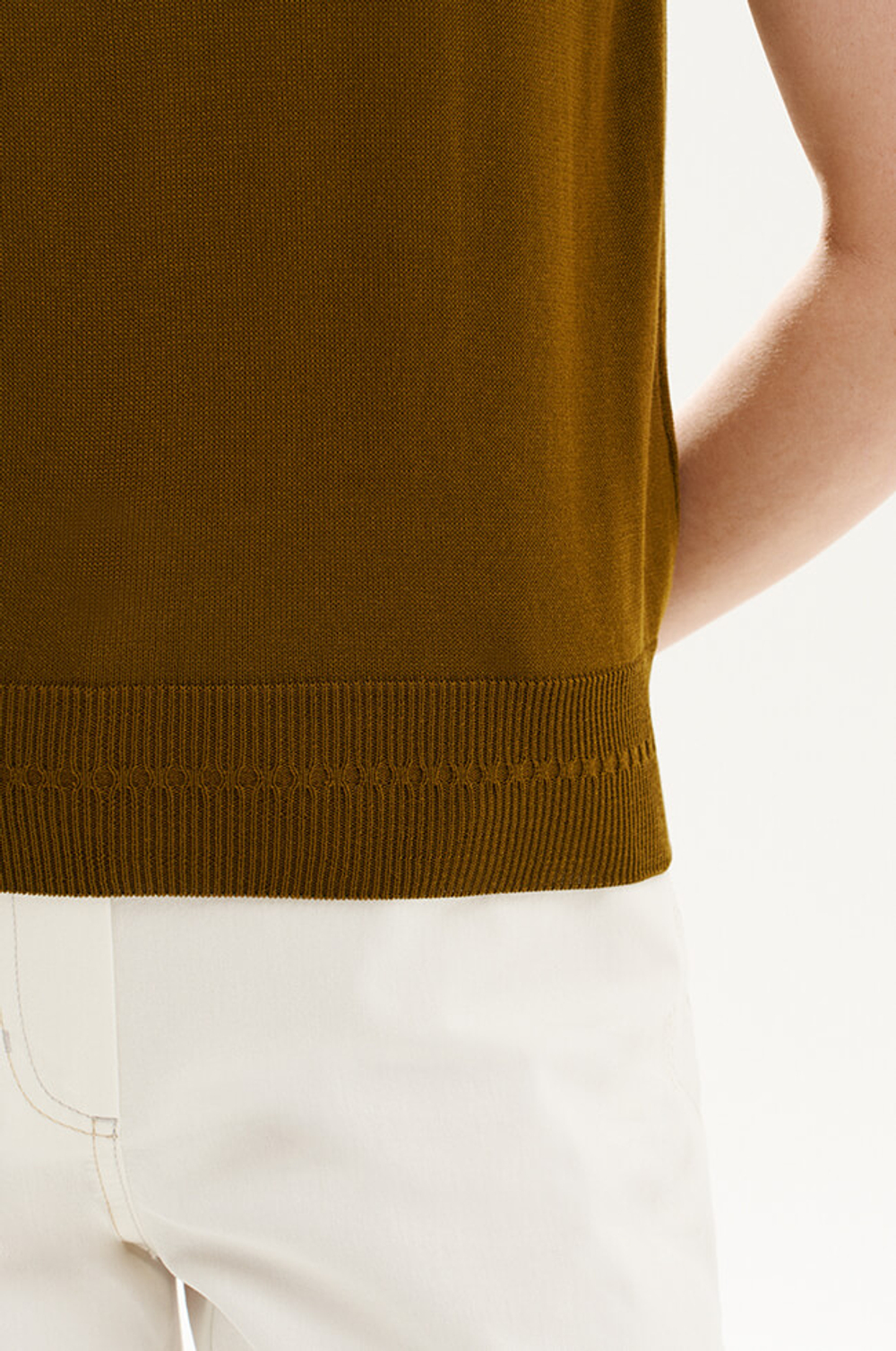 23535 Джемпер женский (оливковый)