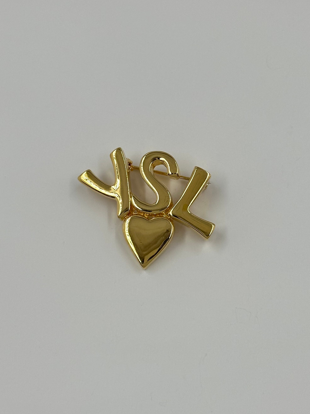 Брошь с сердечком YSL