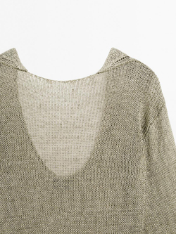 Massimo Dutti Свитер из смесового льна с глубоким V-образным вырезом на спине - Studio, светло-зеленый