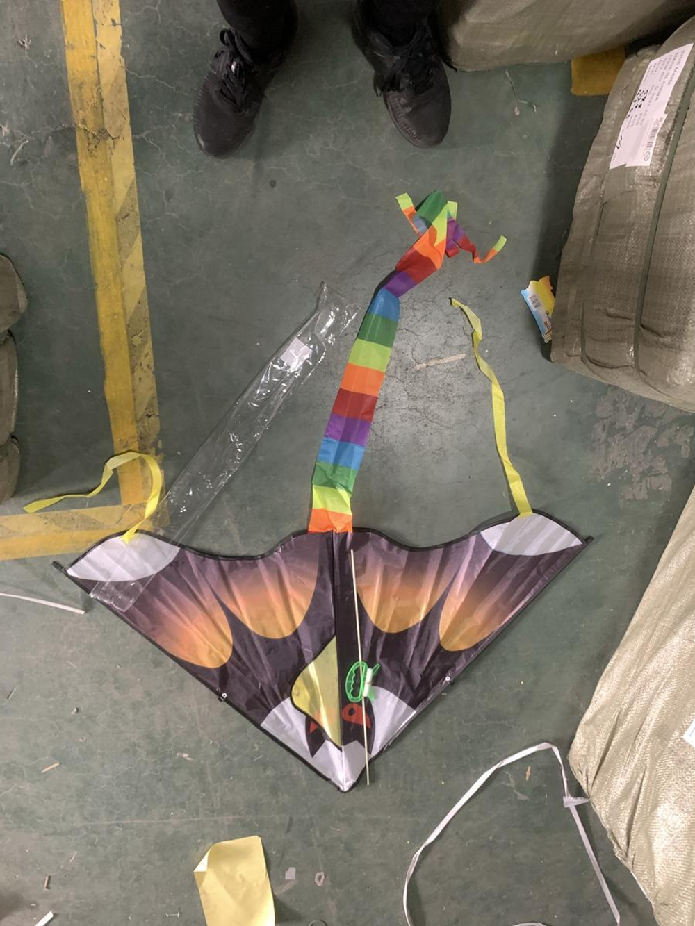 Воздушный змей 115*55см, пакет