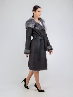 Дубленка зимняя натуральная с капюшоном длинная и теплая