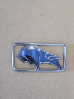 Знак заводской МАЗ облицовки радиатора (Зубр) оао маз