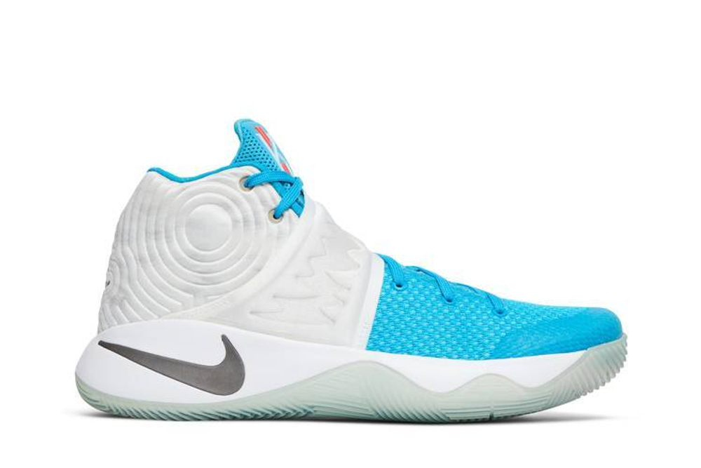 Кроссовки Nike Kyrie 2 "Christmas"