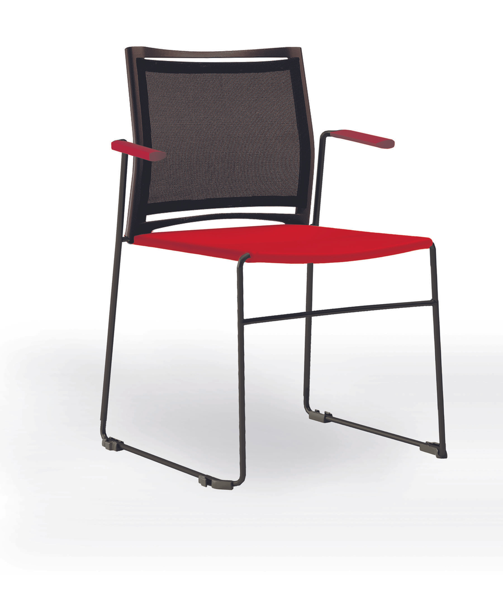 Web стул на полозьях с подлокотниками и спинкой-сеткой