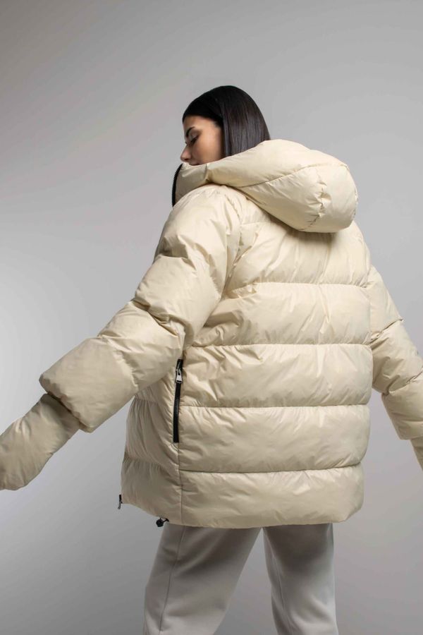 Пуховик AW017 бежевый - фото 2