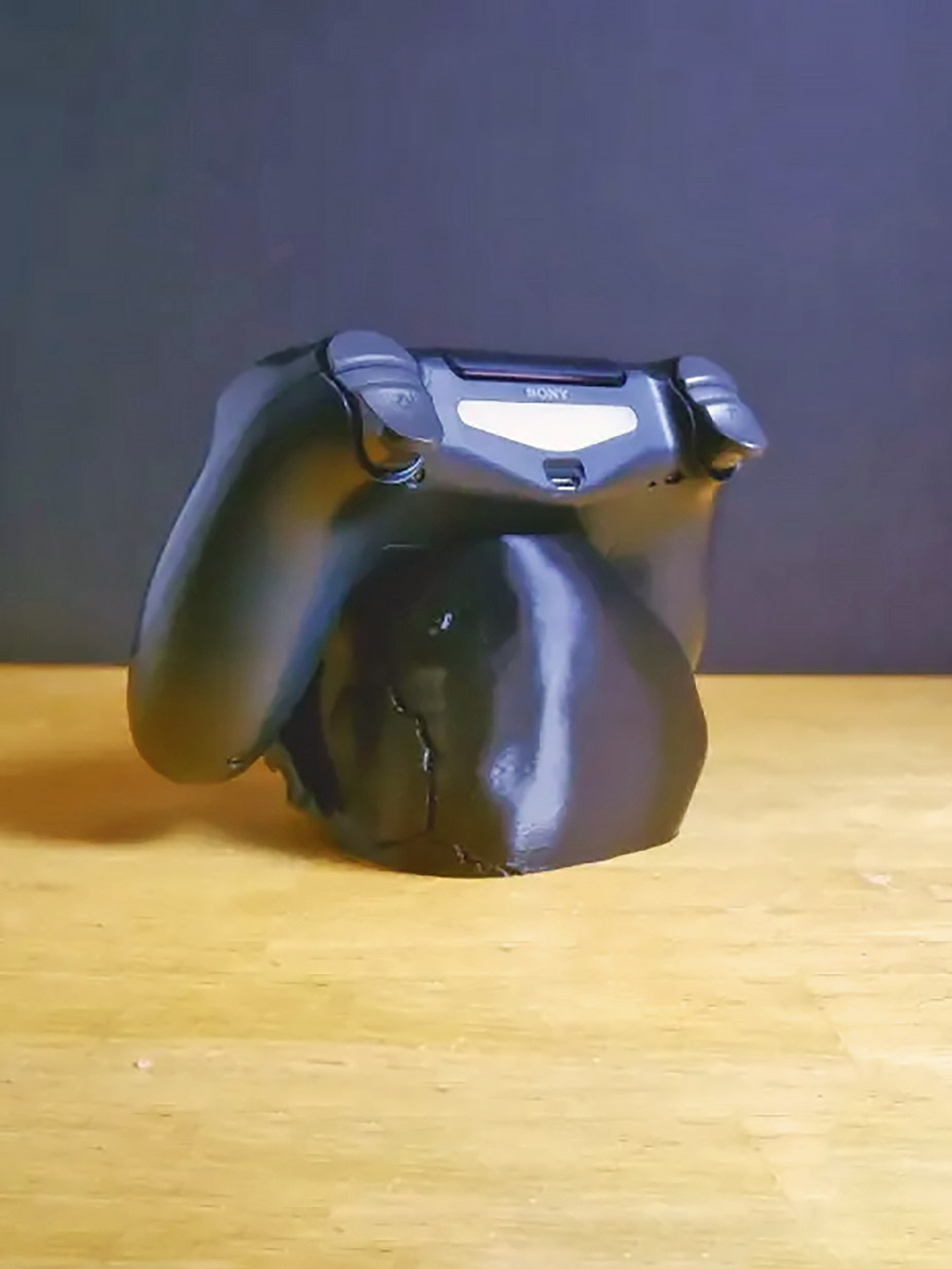 Подставка для джойстика/геймпада PS4 в виде черепа, 3D печать, черный
