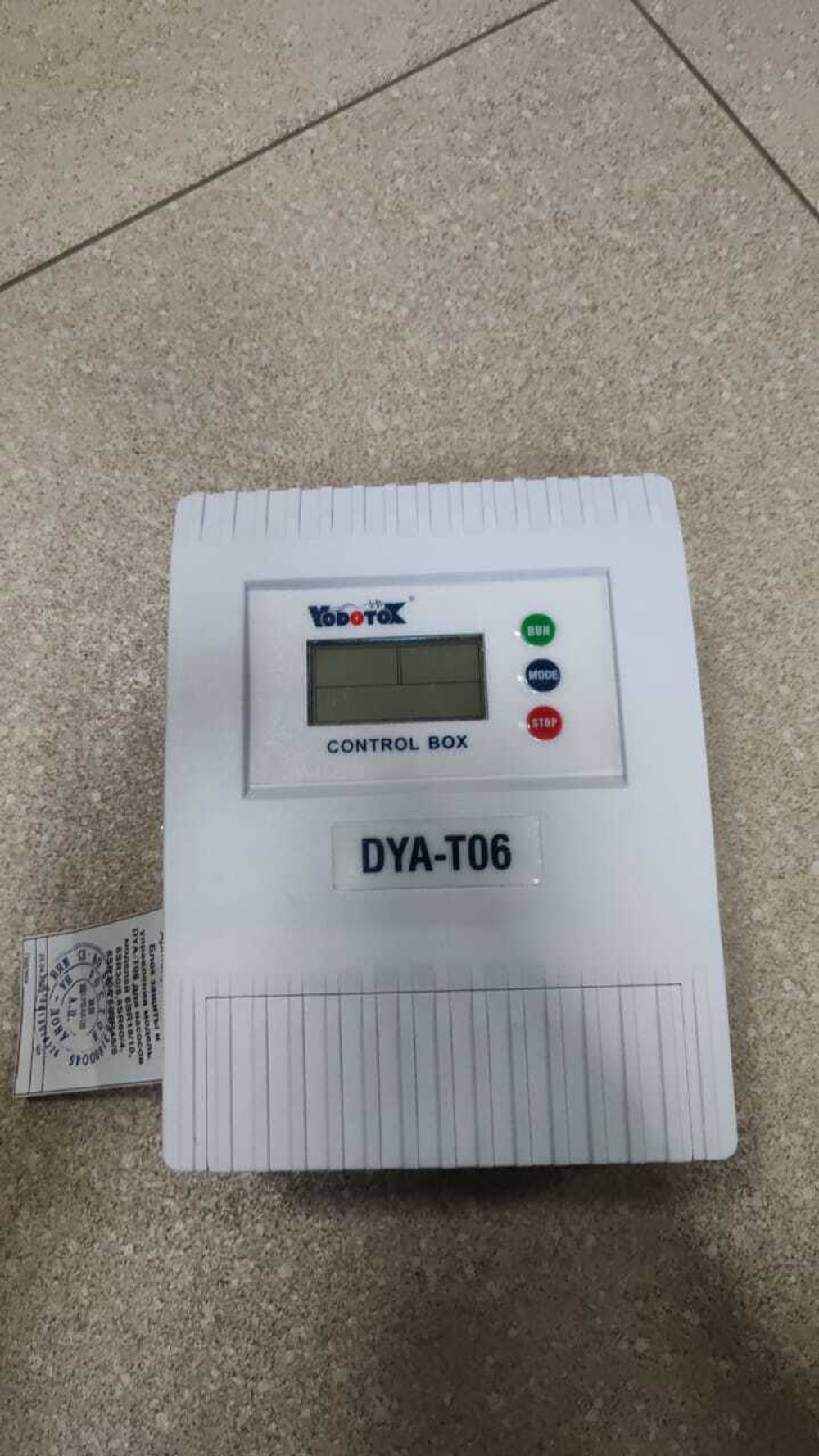 Блок защиты и управления модель DYA-T06 для насосов моделей 6SR18/10, 6SR30/8,6SR60/4, 6SR30/7, 6SR45/5