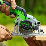 Дисковая мини пила акк. Greenworks G24MCS, 24V,б/щет,120x9,5мм, 6500 об/мин, рез 39мм,1х2Ач,ЗУ,кор (1501207CUA)