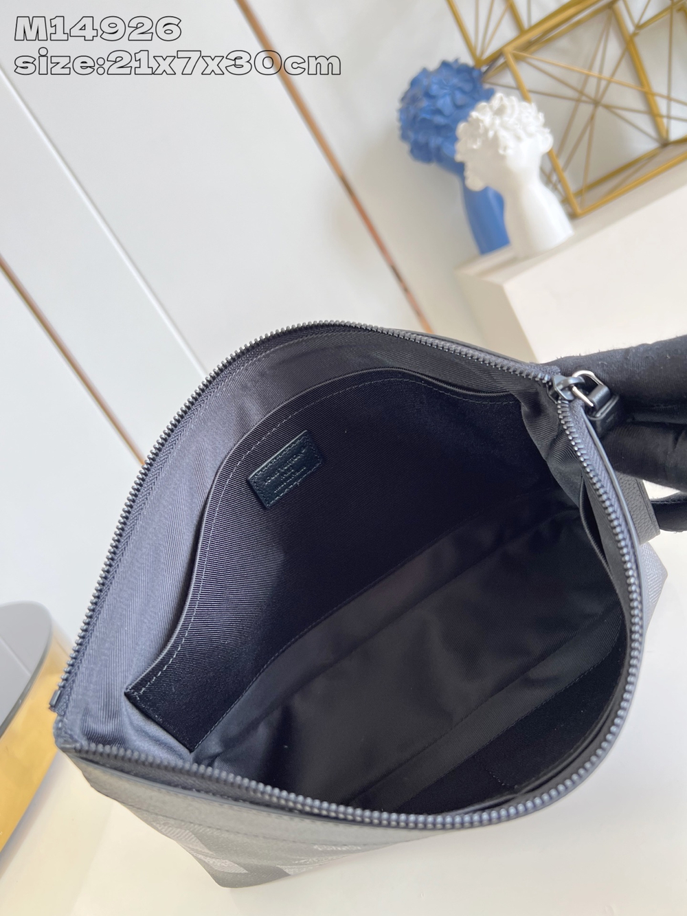 Louis Vuitton Pochette Voyage Souple
