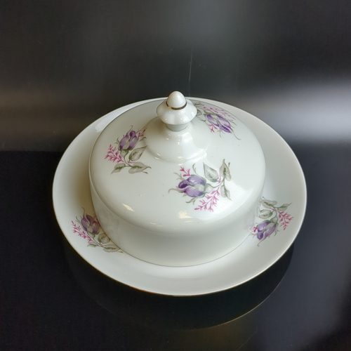 Маслёнка фарфоровая с изящными цветами Wloclawek porcelana, золочение, винтаж Польша, времён СССР 1967-1973 гг