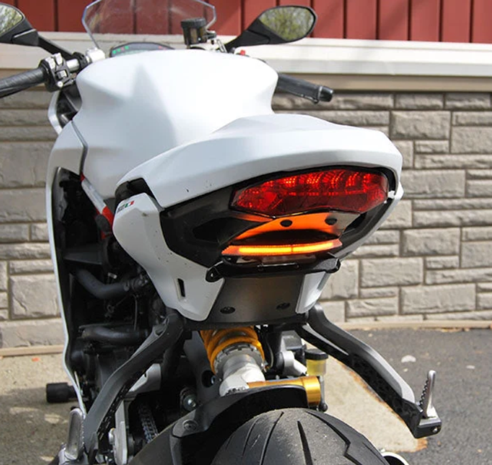 NRC Короткое крепление номерного знака с встроенными поворотниками Ducati Supersport 950 950-FE