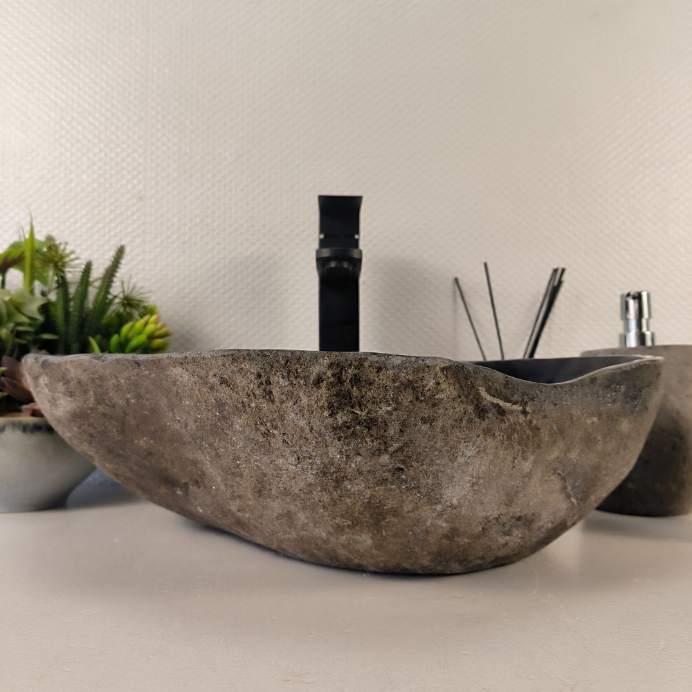 Раковина из речного камня RS-65430 46*37*14 0856
