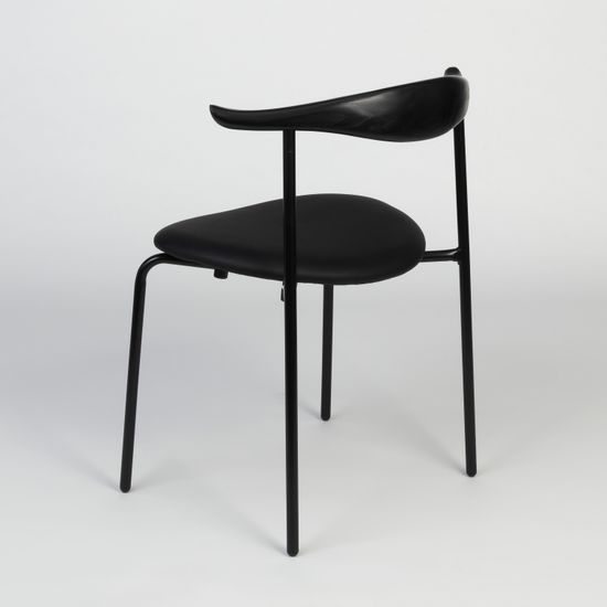 Стул металлический с мягким сиденьем и деревянной спинкой CH88 Black Edition