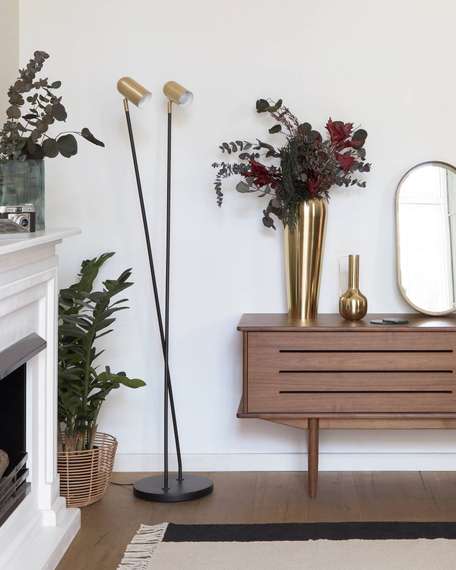 Тумба под ТВ Carolin 180x83.8 см, массив ореха