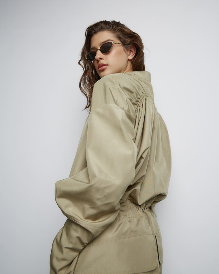 Комбинезон из шелка хаки