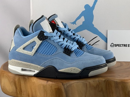Air Jordan 4 University Blue