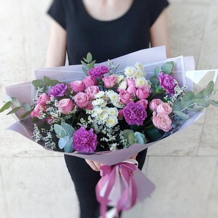 Авторский букет в сиреневой гамме