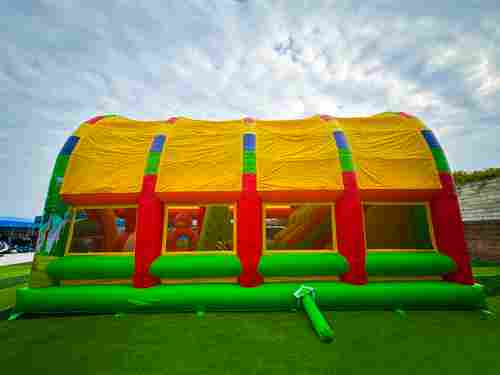 Коммерческий надувной батут «Зверята 2» с крышей, 10х6х6 м