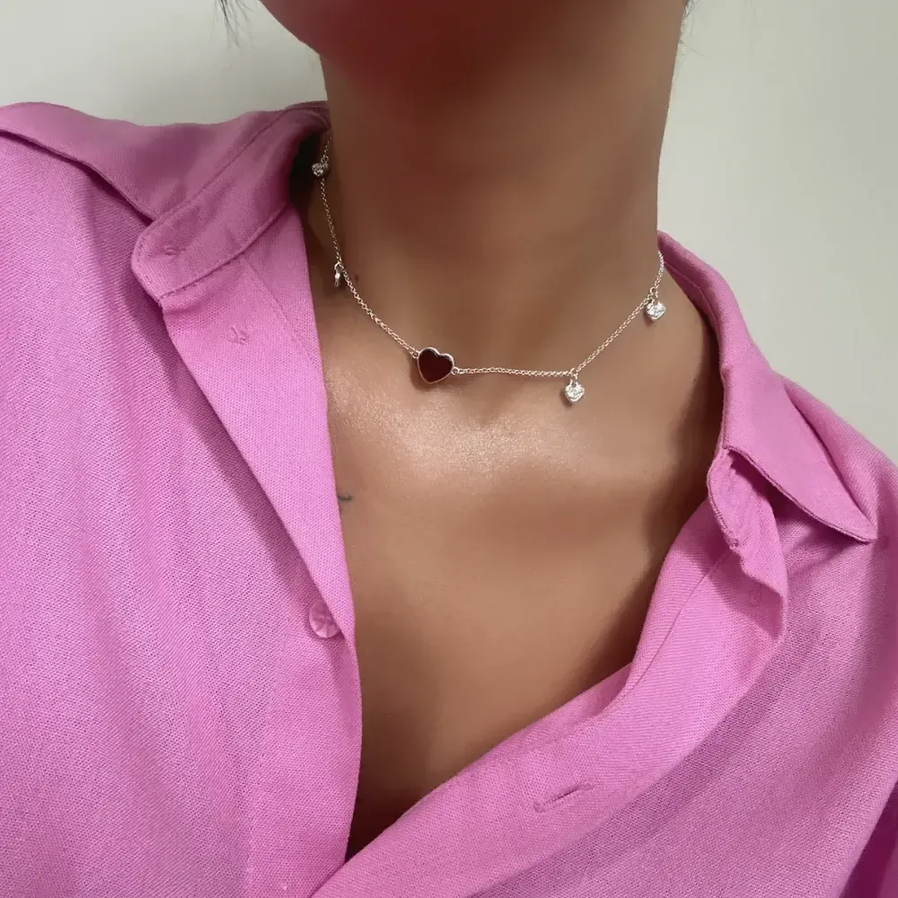 Колье Сердце с вишневым янтарем