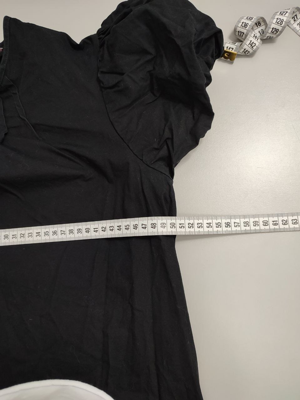 Платье Twism лаконичное 40 размер